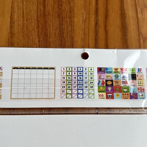 Dry Erase Large Wall Calendar Set 18” x 24” - Picture 3 of 5